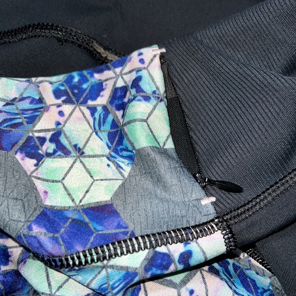 Calia Geo Print Legging - Picture 5 of 5